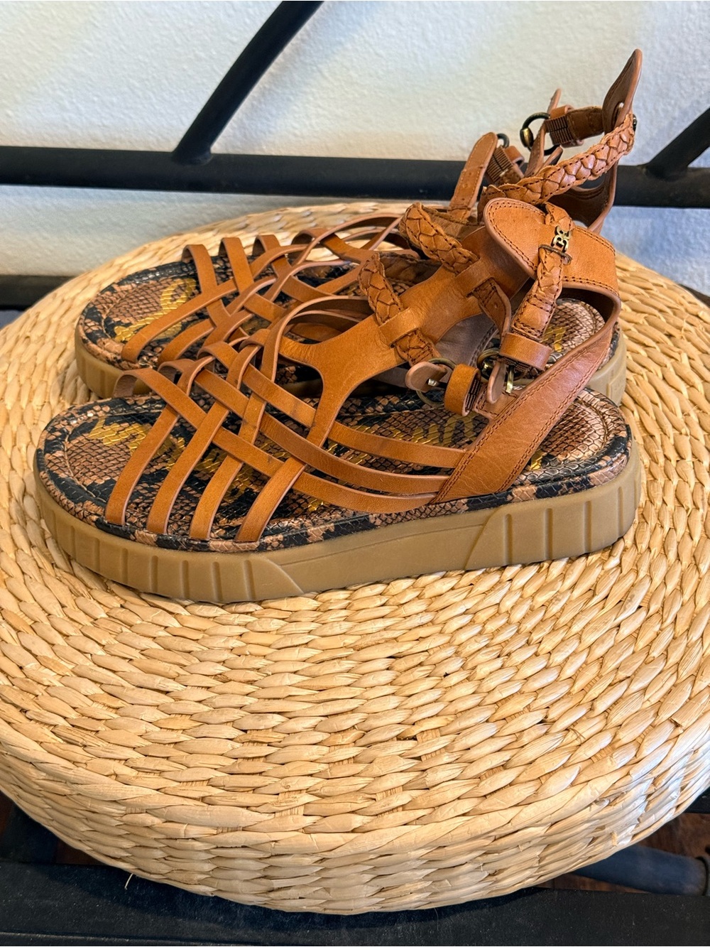 Sam Edelman Tan Gladiator Platform Sandals Snakeskin Print